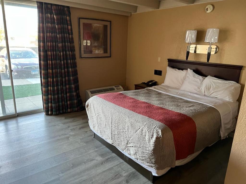 Hotel Weston Rfd Рокфорд Екстер'єр фото
